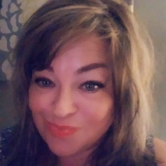 Meet your Posher, Tammy - Picture 1 of 1